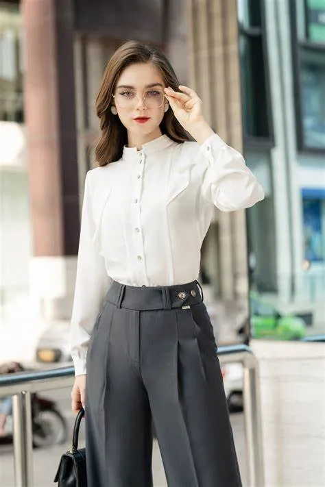 Áo Sơ Mi Trắng Công Sở Nữ - Item "Không Thể Thiếu" Trong Tủ Đồ