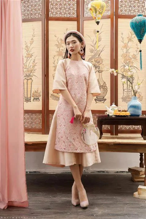 Cách chọn áo dài công sở cách tân phù hợp