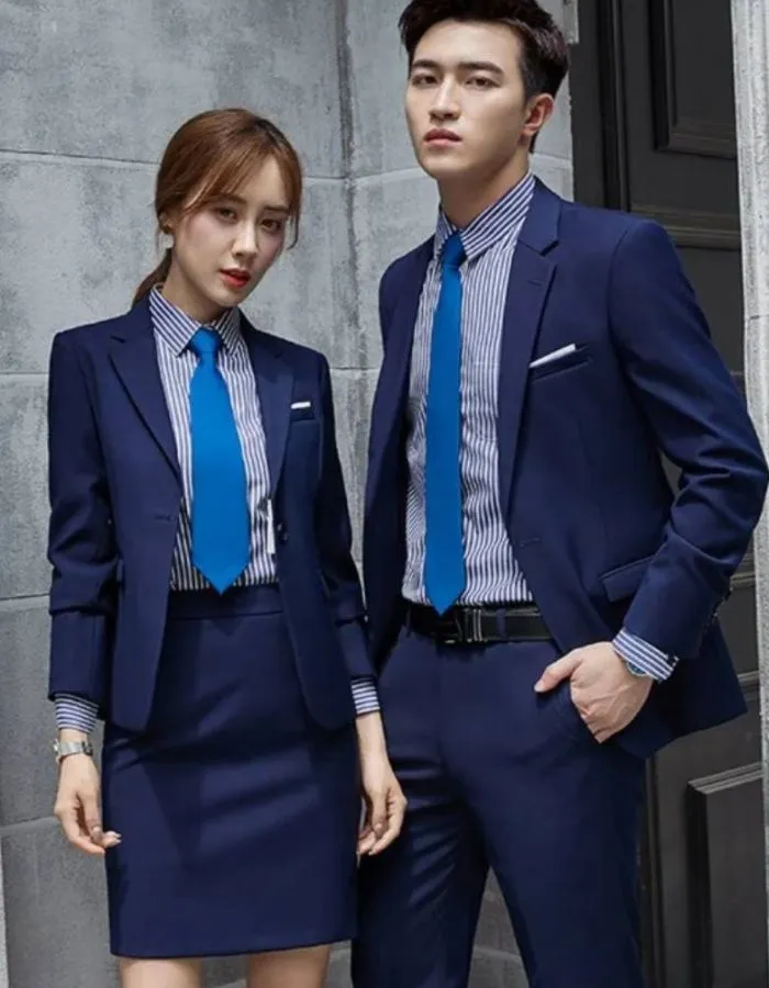 Tại Sao Outfit Công Sở Lại Quan Trọng Trong Ngày Họp?